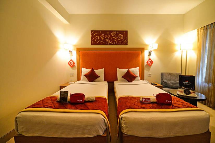 OYO Premium Banjara Hills Road No 4 Индия, Хайдарабад