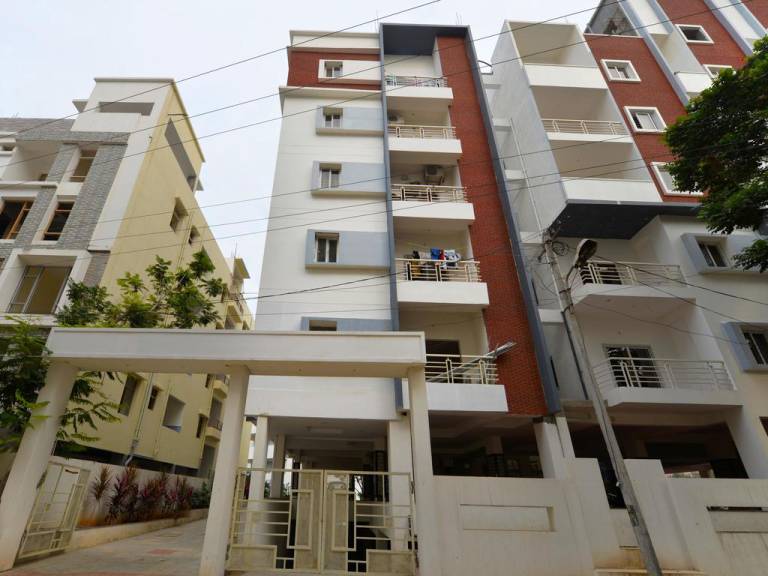 OYO Apartments Shilparamam