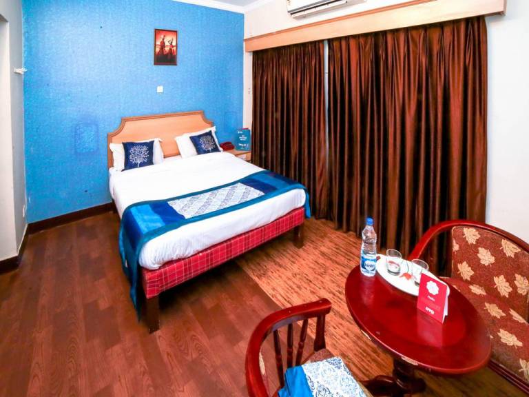 OYO Rooms Begumpet Near Old Airport