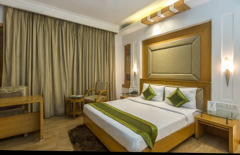 Treebo Aambson View 3* Индия, Гургаон