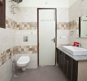 OYO Rooms Huda City Centre Market District в Гургаоне