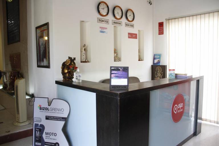 OYO Premium Cyber Park