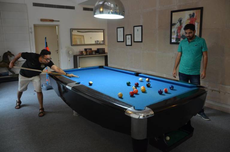 Aravali Golf Yoga Country House