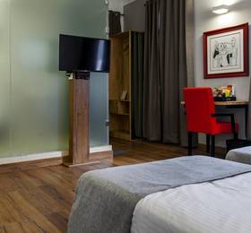 OYO Townhouse 001 в Гургаоне
