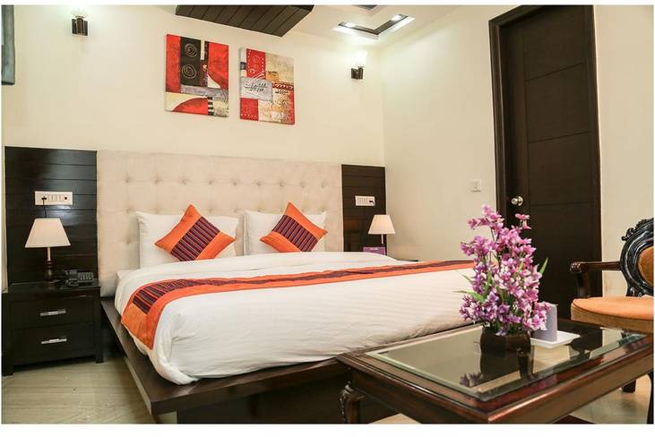 Elite Suites 3* Индия, Гургаон