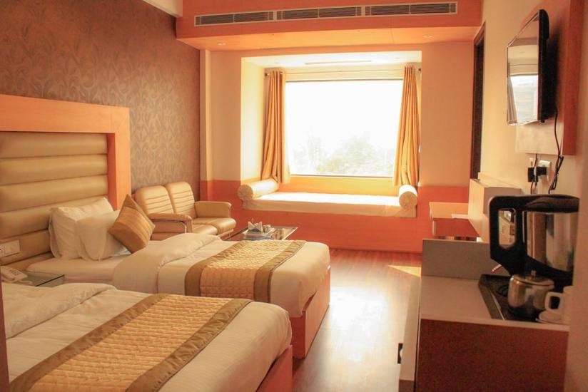 The Asian Suites 3* Индия, Гургаон