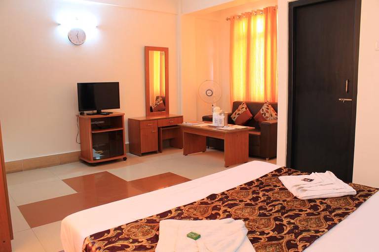 Juniper Tree Hotel