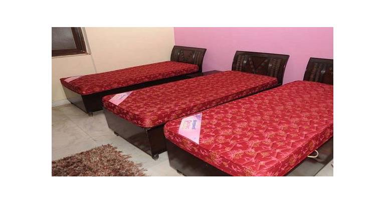 Raj Pg Accomodations for Men Only