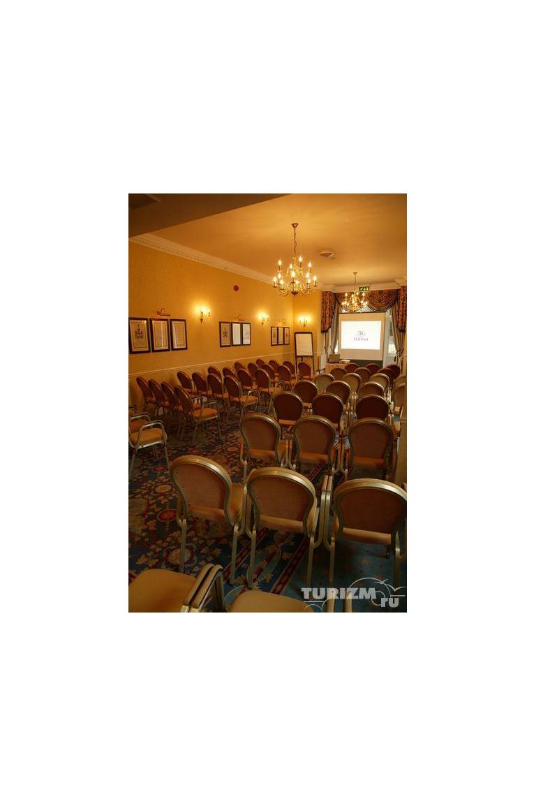 Hilton St Anne's Manor