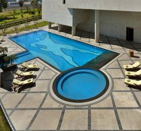 The Lalit Chandigarh в Чандигархе
