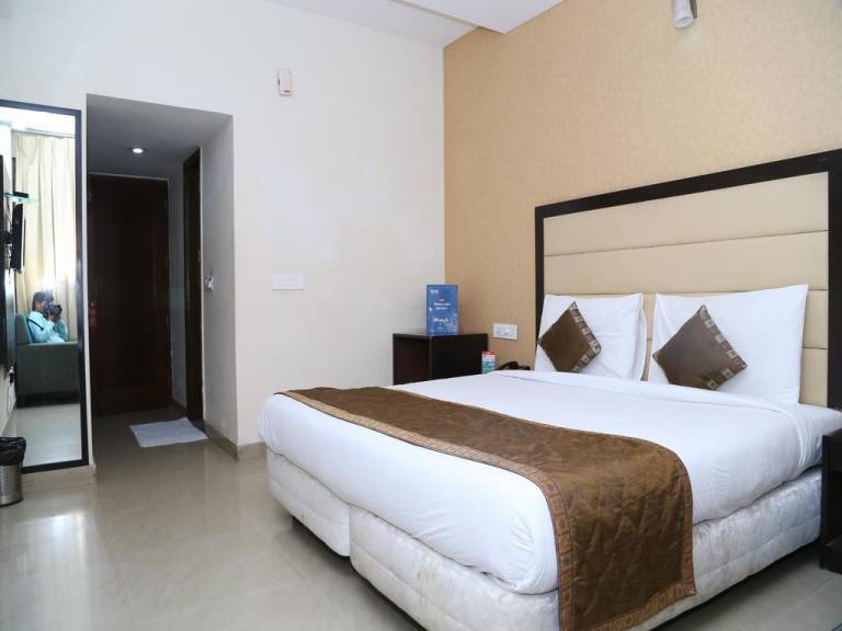 OYO Rooms Kamla Market Phase 1 Mohali