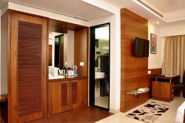 Hotel Niharika