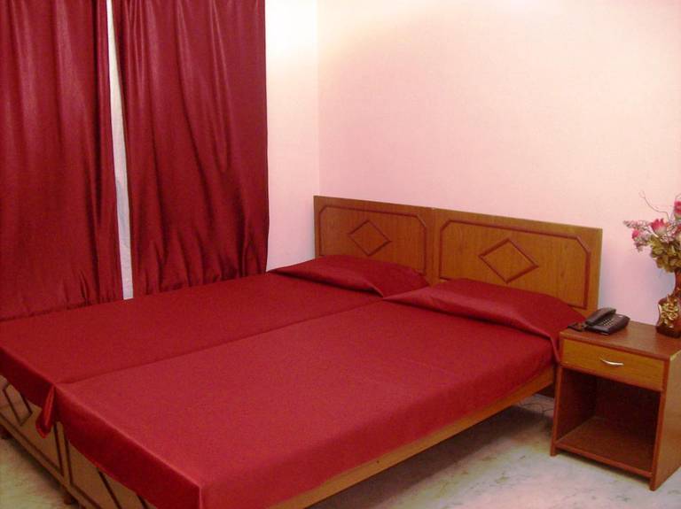 Malik Guest House