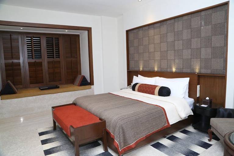 The Lalit Great Eastern Kolkata