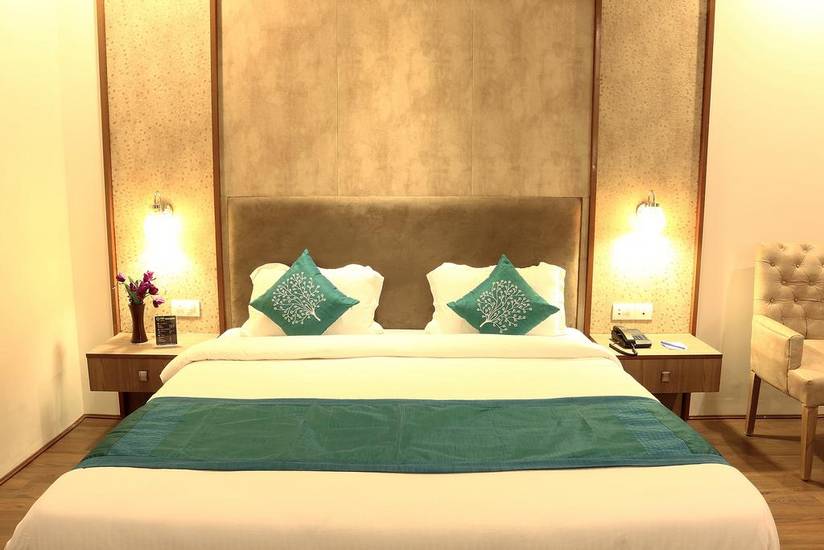 OYO Premium Airport VIP Road 3* Индия, Калькутта