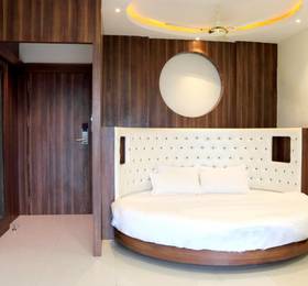 Hotel Sudarshan City Walk в Бхопале
