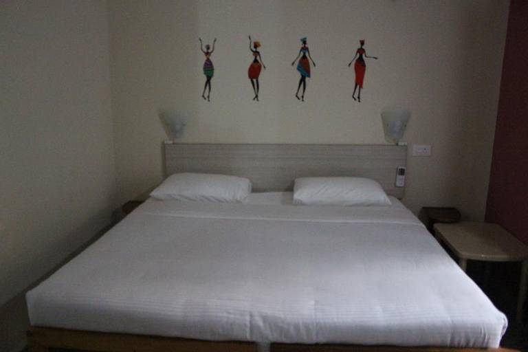 NK Holiday Inn