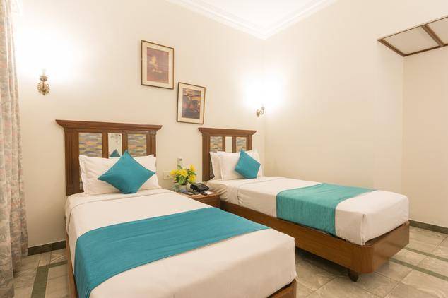 Sovereign Hotel 3* Индия, Бангалор