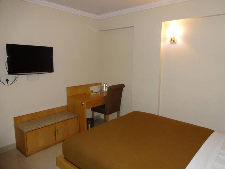 New Rainbow Business Hotel