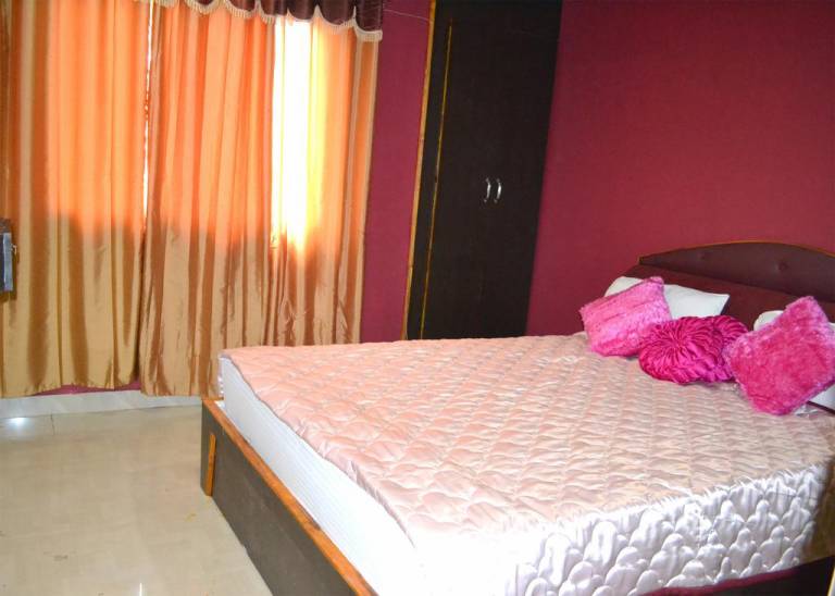 Hotel Kings Gateway