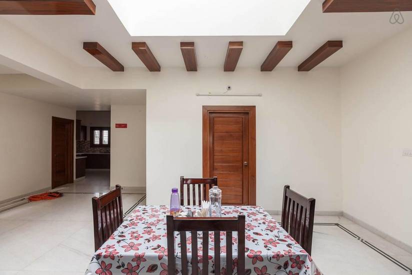 Eyrie Hospitality Индия, Бангалор