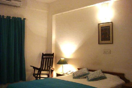 Mathyoo Residential Suites