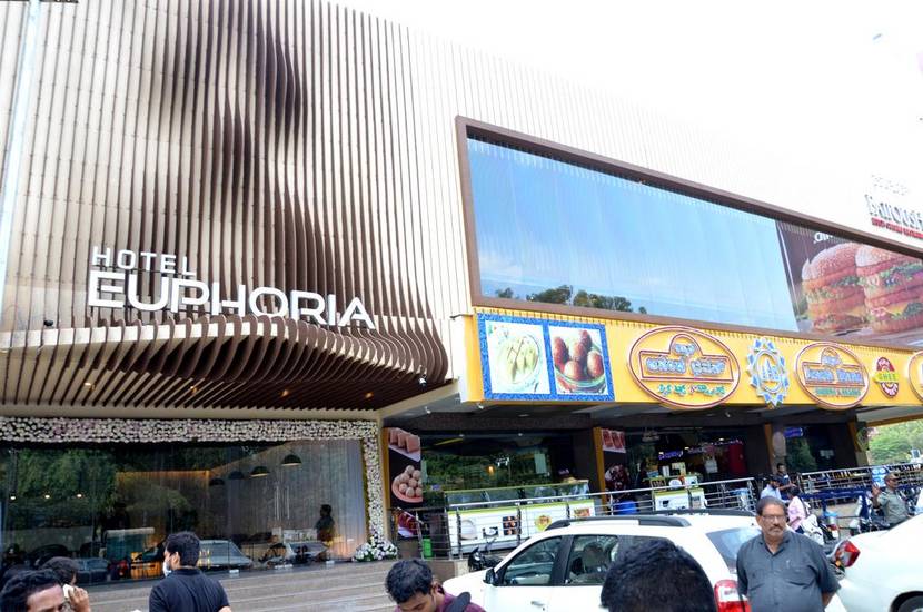 Hotel Euphoria 3* Индия, Бангалор