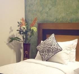 Hotel Pent House в Бангалоре