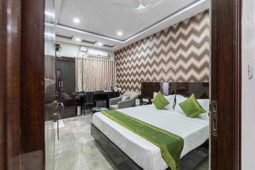 Treebo Greenwood Premier Suites 3* Индия, Бангалор