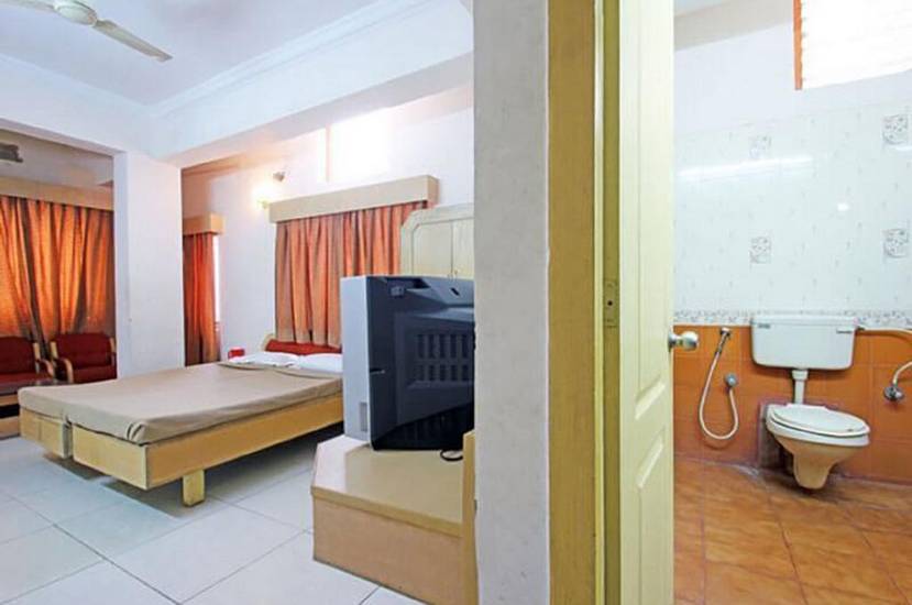 Hotel Lucky Inn 1* Индия, Бангалор
