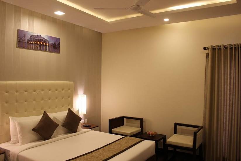 Crest Hotel 3* Индия, Бангалор