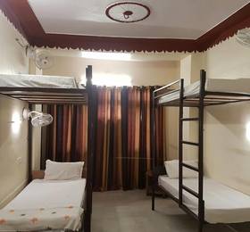 Wow Backpackers Hostel в Амритсаре