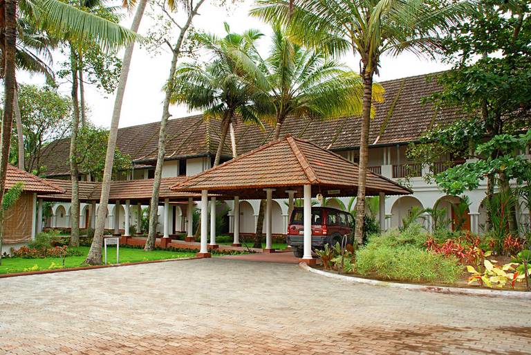 Lemon Tree Vembanad Lake Resort, Kerala