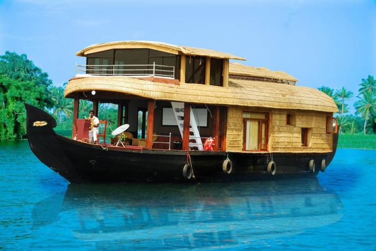 Desire Cruises Houseboat