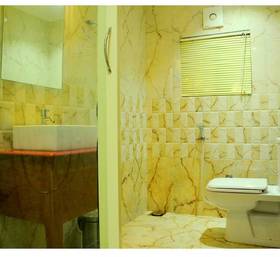 Lavender Luxury Houseboat в Аллеппи