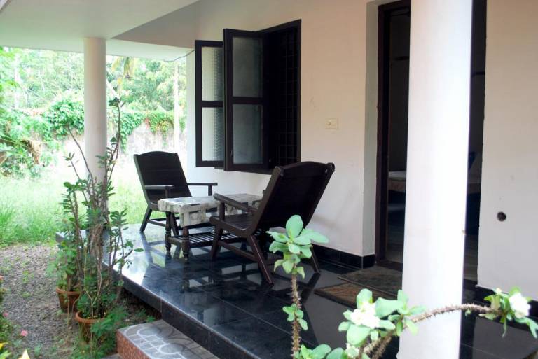 Mathews Palmy Residency
