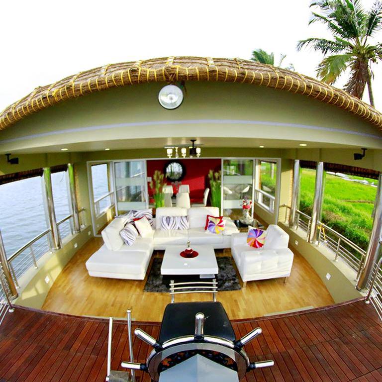White Rose Houseboats