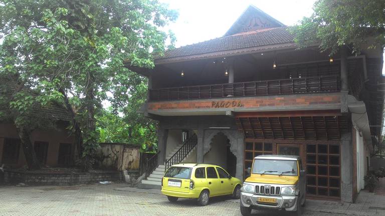 Pagoda Heritage Inn