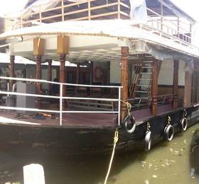 The Boat House в Аллеппи