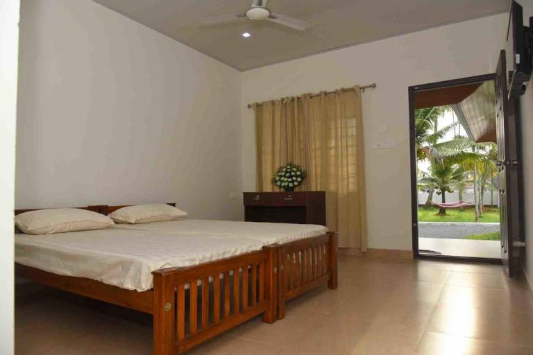 Pamba Inn