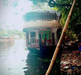 Vallappurackal House Boats в Аллеппи