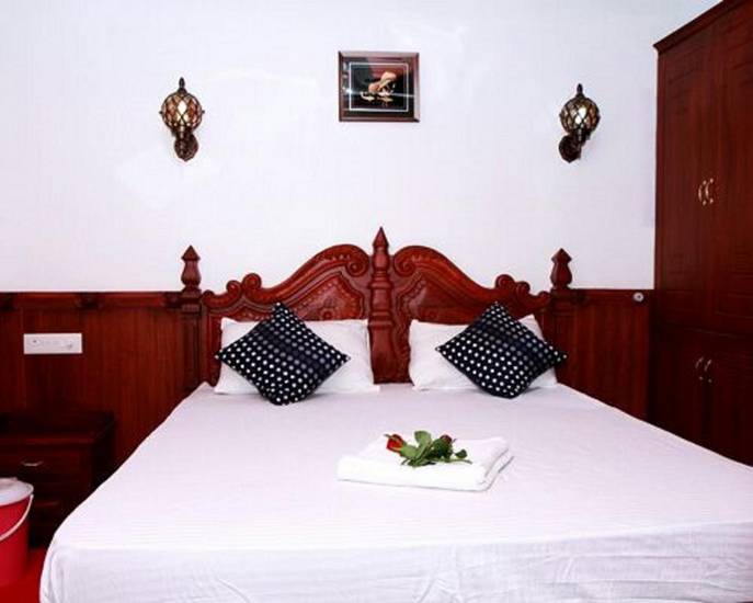 Mass Cruise 1 Bed House Boat Deluxe Индия, Аллеппи