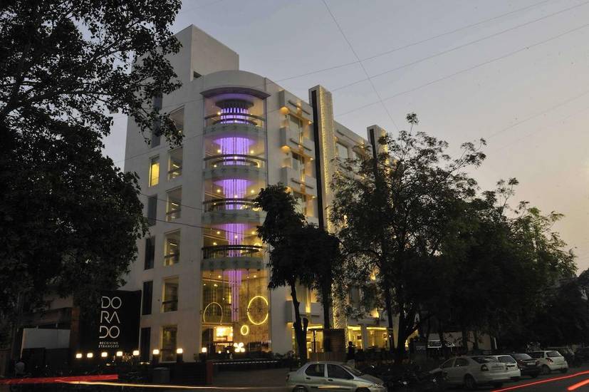 Hotel El Dorado 4* Индия, Ахмадабад