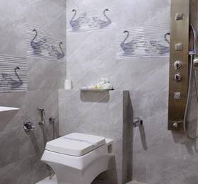 Hotel Kohinoor Plaza в Ахмадабаде