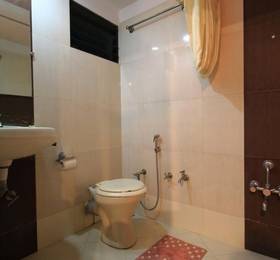 Hotel Crystal в Ахмадабаде