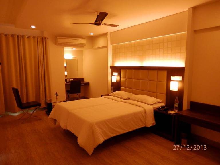 Vista Rooms Near Belapur CBD