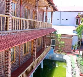 Ho Nui Dinh Hotel в Ниньбине
