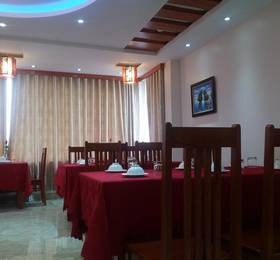 Sakura Hotel в Халонге