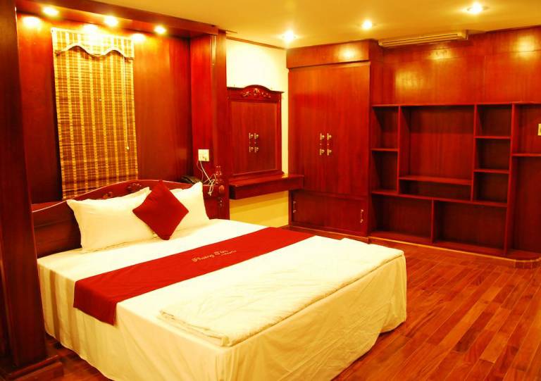 Phuong Tam Hotel