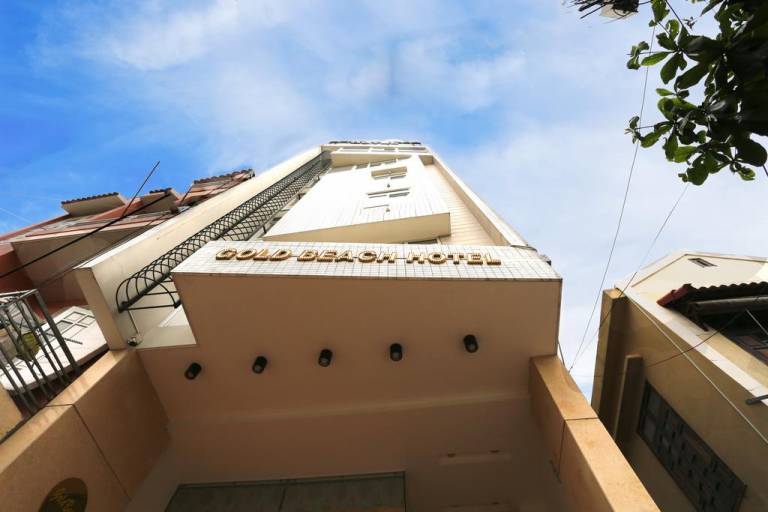 Gold Beach Hotel